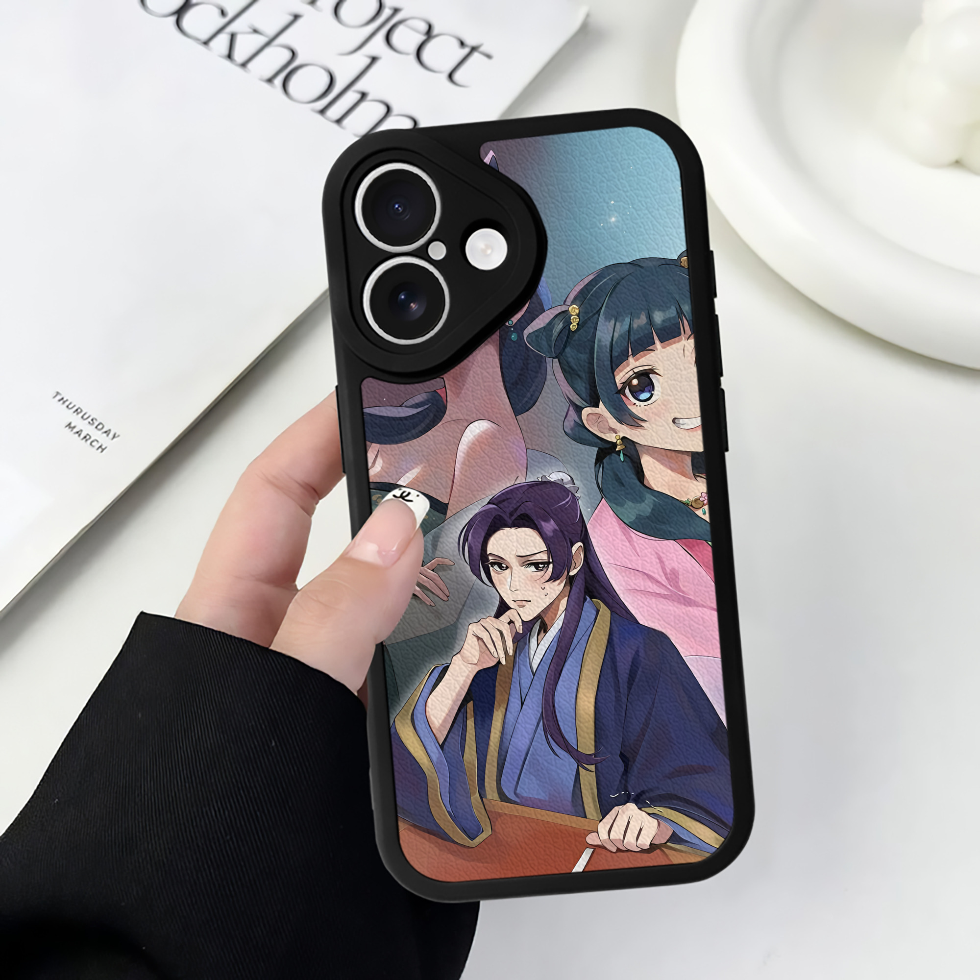 薬屋のひとりごと The Apothecary Diaries 【iPhone 16シリーズ対応】シリコンスマホケース（レザー調） 材質：シリコン